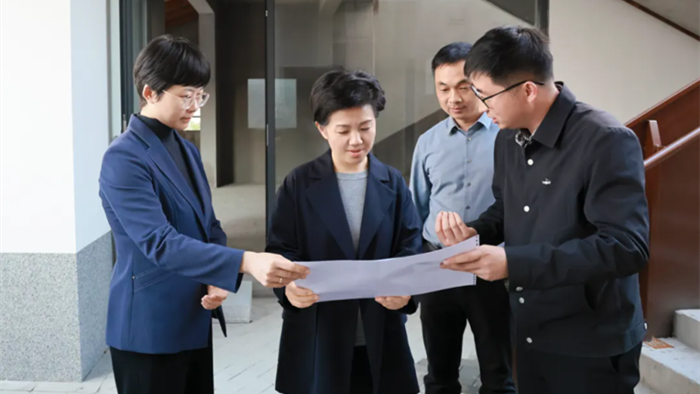 万闻华到姜堰区专题调研学习教育开展情况
